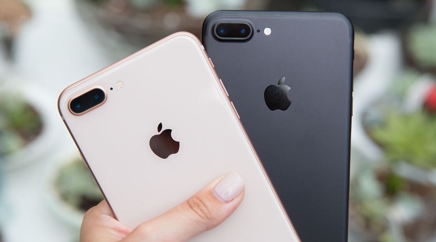 iPhone 8 Plus VS iPhone 7 Plus with iOS 11: Who's the ...